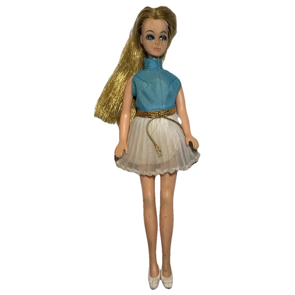 Vintage 1970s Topper Dawn Doll in Blue White Dress W/ White Shoes BD6